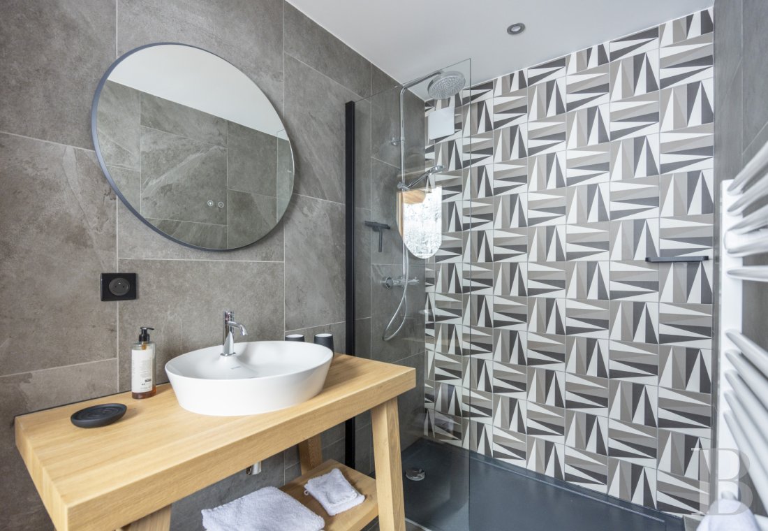 A former village house completely renovated to create a luxurious chalet in Tignes-les-Brévières in Savoie - photo  n°10